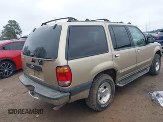 1999 Ford Explorer XLT с VIN 1FMZU32E4XUC04689, выставлен на аукционе IAAI как лот 41603038 с пробегом 336 192 миль миль и . История ставок и продаж доступна на DreamBid. Изображение 4.
