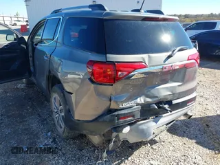 2019 GMC Acadia SLE z VIN 1GKKNLLS1KZ262878, wystawiony jako IAAI lot #40863657 z przebiegiem 79 402 mil mil oraz . Historia ofert i sprzedaży dostępna na DreamBid. Obrazek 6.