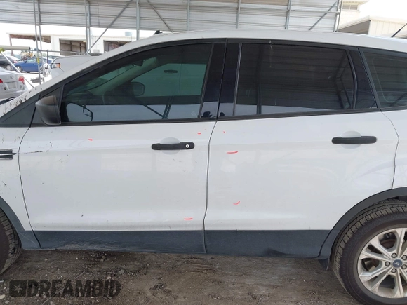2018 Ford Escape S с VIN 1FMCU0F79JUA22719, выставлен на аукционе IAAI как лот 42053196 с пробегом 108 829 миль миль и . История ставок и продаж доступна на DreamBid. Изображение 14.