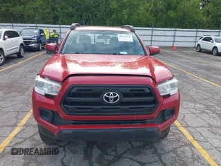 2017 Toyota Tacoma SR5 z VIN 3TMCZ5AN3HM059045, wystawiony jako IAAI lot #42331170 z przebiegiem 269 836 mil mil oraz . Historia ofert i sprzedaży dostępna na DreamBid. Obrazek 12.
