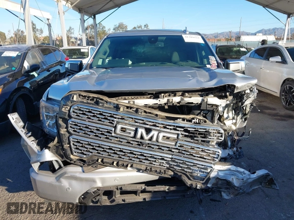 2019 GMC Sierra 1500 SLT z VIN 3GTP8DED8KG224724, wystawiony jako IAAI lot #41389124 z przebiegiem 118 106 mil mil oraz . Historia ofert i sprzedaży dostępna na DreamBid. Obrazek 13.