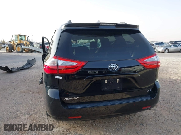 2019 Toyota Sienna XLE Auto Access Seat with VIN 5TDYZ3DCXKS986393, listed as a IAAI auction lot 41451840 with 93,424 mi miles. Bid and sale history available at carsss.com. Image 17.