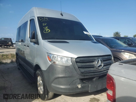 2020 Mercedes-Benz Sprinter with VIN W1Z4EFHY1LP267084, listed as a Copart auction lot 77692904 with 6,062 mi miles and Non Repairable. Bid and sale history available at DreamBid. Image 5.