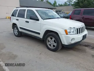 2005 Jeep Grand Cherokee Laredo with VIN 1J4HR48N25C700201, listed as a IAAI auction lot 42726494 with 132,591 mi miles and . Bid and sale history available at DreamBid. Image 1.