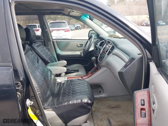 2004 Toyota Highlander with VIN JTEEP21A740003967, listed as a IAAI auction lot 41835429 with 220,906 mi miles. Bid and sale history available at carsss.com. Image 5.