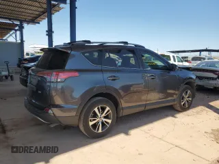 2018 Toyota RAV4 XLE with VIN JTMWFREV5JJ180198, listed as a Copart auction lot 52440575 with 43,707 mi miles and Salvage Title. Bid and sale history available at DreamBid. Image 3.