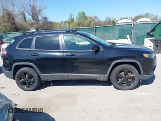 2019 Jeep Cherokee Latitude Plus with VIN 1C4PJMLB3KD321381, listed as a IAAI auction lot 42074933 with 181,575 mi miles and . Bid and sale history available at DreamBid. Image 13.