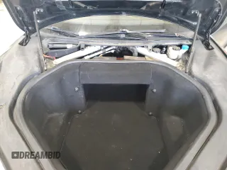 2014 Tesla Model S 60 z VIN 5YJSA1H13EFP52938, wystawiony jako Copart lot #56050055 z przebiegiem 125 376 mil mil oraz Czysty tytuł • Clean title. Historia ofert i sprzedaży dostępna na DreamBid. Obrazek 11.