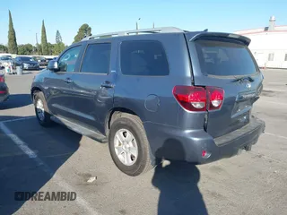 2018 Toyota Sequoia SR5 with VIN 5TDZY5G11JS071489, listed as a IAAI auction lot 41350026 with 47,570 mi miles. Bid and sale history available at carsss.com. Image 3.