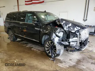 2024 Lincoln Navigator Reserve z VIN 5LMJJ3LG8REL11292, wystawiony jako Copart lot #57487925 z przebiegiem 29 200 mil mil oraz Szkoda całkowita • Salvage title. Historia ofert i sprzedaży dostępna na DreamBid. Obrazek 4.