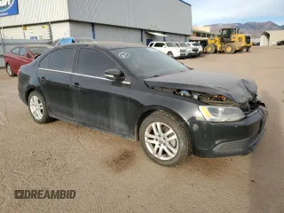2014 Volkswagen Jetta TDI w/Premium with VIN 3VW3L7AJ7EM412700, listed as a Copart auction lot 82004544 with 157,399 mi miles and Salvage title. Bid and sale history available at DreamBid. Image 4.