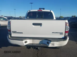 2015 Toyota Tacoma PreRunner с VIN 3TMJU4GN8FM184580, выставлен на аукционе IAAI как лот 41409861 с пробегом 185 176 миль миль и . История ставок и продаж доступна на DreamBid. Изображение 17.