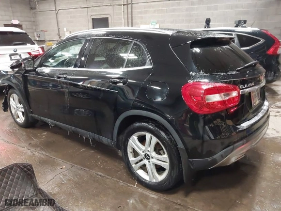 2016 Mercedes-Benz GLA with VIN WDCTG4GB6GJ218563, listed as a IAAI auction lot 41368807 with 94,320 mi miles. Bid and sale history available at carsss.com. Image 3.