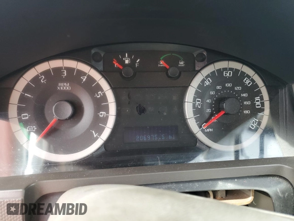 2010 Ford Escape Hybrid z VIN 1FMCU5K30AKC13098, wystawiony jako Copart lot #53623855 z przebiegiem 206 975 mil mil oraz Szkoda całkowita • Salvage title. Historia ofert i sprzedaży dostępna na DreamBid. Obrazek 9.