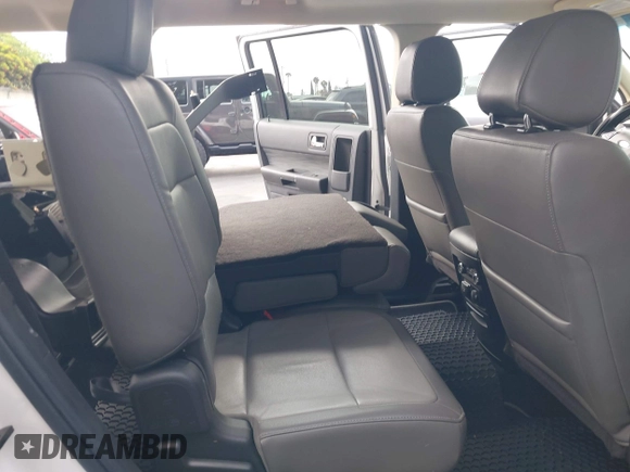 2019 Ford Flex SEL z VIN 2FMGK5C87KBA39382, wystawiony jako IAAI lot #42085354 z przebiegiem 73 273 mil mil oraz . Historia ofert i sprzedaży dostępna na DreamBid. Obrazek 8.
