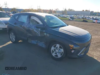 2024 Hyundai Kona SE with VIN KM8HACAB4RU173698, listed as a IAAI auction lot 40668720 with 5,955 mi miles. Bid and sale history available at carsss.com. Image 1.