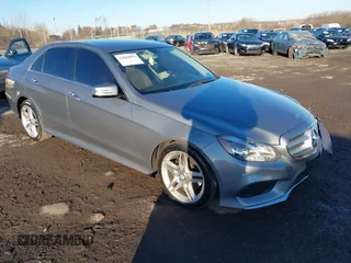 2014 Mercedes-Benz E 350 Luxury z VIN WDDHF8JB9EA803249, wystawiony jako IAAI lot #41804842 z przebiegiem 131 056 mil mil oraz . Historia ofert i sprzedaży dostępna na DreamBid. Obrazek 1.