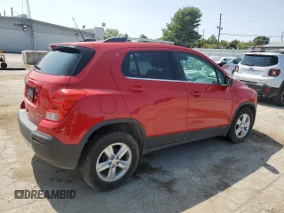 2015 Chevrolet Trax LT with VIN KL7CJLSB2FB173961, listed as a Copart auction lot 70960844 with 68,226 mi miles and Salvage Title. Bid and sale history available at carsss.com. Image 3.