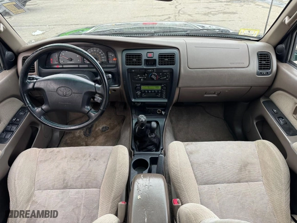 2000 Toyota 4Runner SR5 with VIN JT3HN86R2Y0263096, listed as a Copart auction lot 45225035 with 284,195 mi miles and Clean Title. Bid and sale history available at carsss.com. Image 9.