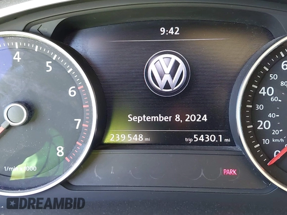 2013 Volkswagen Touareg Lux with VIN WVGEF9BP6DD004454, listed as a IAAI auction lot 41862958 with 239,548 mi miles and . Bid and sale history available at DreamBid. Image 15.
