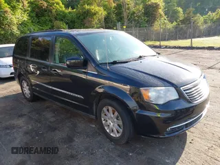 2014 Chrysler Town & Country Touring with VIN 2C4RC1BG1ER453684, listed as a IAAI auction lot 42111596 with 115,572 mi miles. Bid and sale history available at carsss.com. Image 1.