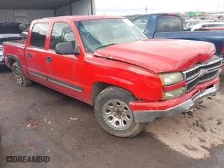 2006 Chevrolet Silverado 1500 LT1 with VIN 2GCEC13T261102535, listed as a IAAI auction lot 41474459 with 362,668 mi miles. Bid and sale history available at carsss.com. Image 1.