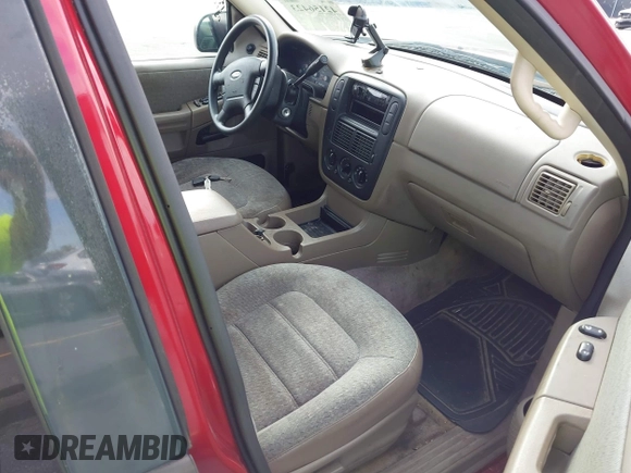 2003 Ford Explorer XLS z VIN 1FMZU62K53UC43048, wystawiony jako IAAI lot #42156423 z przebiegiem 153 619 mil mil oraz . Historia ofert i sprzedaży dostępna na DreamBid. Obrazek 5.