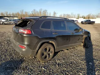 2016 Jeep Cherokee Altitude with VIN 1C4PJLASXGW336386, listed as a Copart auction lot 89150355 with 95,744 mi miles and Salvage title. Bid and sale history available at DreamBid. Image 3.