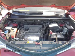 2017 Toyota RAV4 LE z VIN JTMZFREV8HJ118589, wystawiony jako IAAI lot #41975906 z przebiegiem 77 934 mil mil oraz . Historia ofert i sprzedaży dostępna na DreamBid. Obrazek 10.