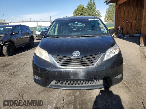 2015 Toyota Sienna LE AAS с VIN 5TDKK3DC3FS536567, выставлен на аукционе Copart как лот 53286655 с пробегом 269 828 миль миль и Списание • Salvage title. История ставок и продаж доступна на DreamBid. Изображение 5.