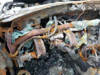 1999 Mazda MX-5 Miata z VIN JM1NB3535X0131701, wystawiony jako Copart lot #55785185 z przebiegiem Nie podano mil oraz Nie do naprawy • Non repairable. Historia ofert i sprzedaży dostępna na DreamBid. Obrazek 9.