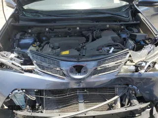 2013 Toyota RAV4 Limited with VIN JTMYFREV5DD002870, listed as a Copart auction lot 61839915 with 147,986 mi miles and Salvage title. Bid and sale history available at DreamBid. Image 12.