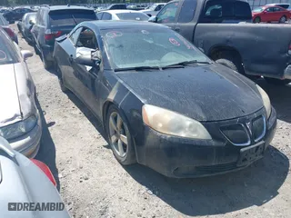 2007 Pontiac G6 GT with VIN 1G2ZH361174150000, listed as a IAAI auction lot 41365557 with 128,222 mi miles. Bid and sale history available at carsss.com. Image 3.