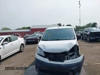 2019 Nissan NV200 S z VIN 3N6CM0KN9KK696232, wystawiony jako IAAI lot #42438873 z przebiegiem 162 260 mil mil oraz . Historia ofert i sprzedaży dostępna na DreamBid. Obrazek 6.