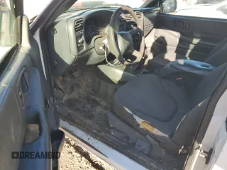 2003 GMC Sonoma SLS with VIN 1GTDT19X638262254, listed as a Copart auction lot 84654314 with 99,549 mi miles and Salvage Title. Bid and sale history available at carsss.com. Image 8.