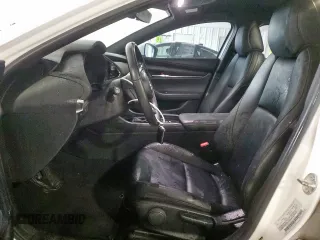 2019 Mazda 3 with VIN JM1BPBJM2K1136404, listed as a Copart auction lot 60378665 with 61,903 mi miles and Salvage title. Bid and sale history available at DreamBid. Image 7.