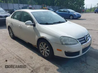 2009 Volkswagen Jetta S с VIN 3VWHM71KX9M134604, выставлен на аукционе IAAI как лот 42468306 с пробегом 109 509 миль миль и . История ставок и продаж доступна на DreamBid. Изображение 1.