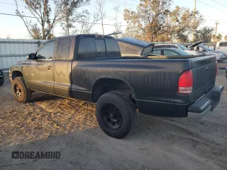 1998 Dodge Dakota SLT with VIN 1B7GG22X6WS619151, listed as a Copart auction lot 78768394 with 139,243 mi miles and Salvage Title. Bid and sale history available at carsss.com. Image 2.