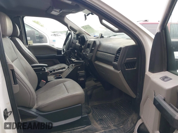 2018 Ford F-250 XL с VIN 1FT7X2A60JEC48083, выставлен на аукционе IAAI как лот 42175872 с пробегом 213 705 миль миль и . История ставок и продаж доступна на DreamBid. Изображение 5.