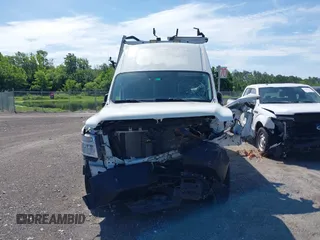 2021 Nissan NV Cargo SV z VIN 1N6BF0LY2MN803410, wystawiony jako IAAI lot #42083652 z przebiegiem 49 841 mil mil oraz . Historia ofert i sprzedaży dostępna na DreamBid. Obrazek 11.