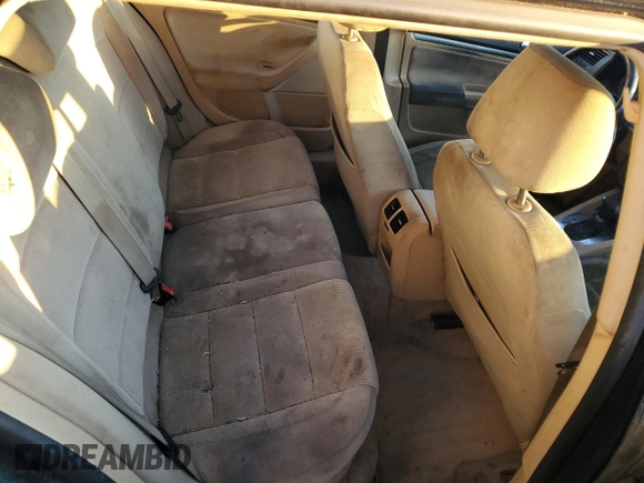 2009 Volkswagen Jetta z VIN 3VWMM31KX9M251901, wystawiony jako Copart lot #84677694 z przebiegiem 299 223 mil mil oraz Szkoda całkowita • Salvage title. Historia ofert i sprzedaży dostępna na DreamBid. Obrazek 10.
