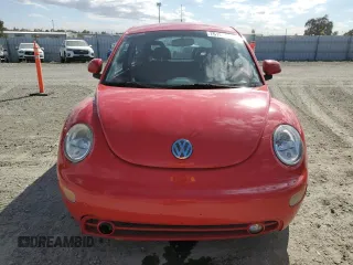 1999 Volkswagen Beetle GLS z VIN 3VWCC21C3XM408103, wystawiony jako Copart lot #76181144 z przebiegiem 126 726 mil mil oraz Czysty tytuł • Clean title. Historia ofert i sprzedaży dostępna na DreamBid. Obrazek 5.