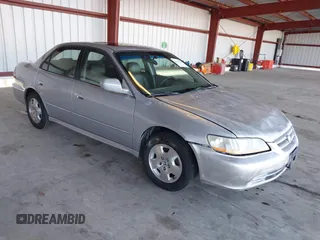 2001 Honda Accord EX z VIN 1HGCG16581A061367, wystawiony jako IAAI lot #41273264 z przebiegiem 294 003 mil mil oraz . Historia ofert i sprzedaży dostępna na DreamBid. Obrazek 1.