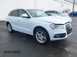 2015 Audi Q5 Premium Plus with VIN WA1DGAFPXFA043040, listed as a IAAI auction lot 41773280 with 103,168 mi miles. Bid and sale history available at carsss.com. Image 1.