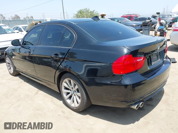 2011 BMW 3 Series 328i with VIN WBAPH5C50BF093756, listed as a IAAI auction lot 42552472 with 178,916 mi miles and . Bid and sale history available at DreamBid. Image 3.