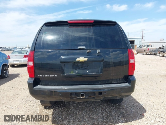 2007 Chevrolet Suburban LT with VIN 3GNGK26K07G156663, listed as a IAAI auction lot 42090632 with 278,818 mi miles and . Bid and sale history available at DreamBid. Image 16.