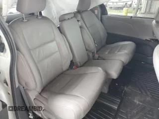 2016 Toyota Sienna XLE with VIN 5TDYK3DC8GS729616, listed as a Copart auction lot 59748995 with 144,469 mi miles and Salvage title. Bid and sale history available at DreamBid. Image 11.