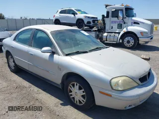 2005 Mercury Sable LS with VIN 1MEFM55S25A607510, listed as a IAAI auction lot 41956186 with 392,589 mi miles and . Bid and sale history available at carsss.com. Image 1.