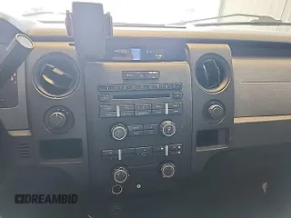 2013 Ford F-150 XL с VIN 1FTEX1EM1DFB38801, выставлен на аукционе IAAI как лот 42802202 с пробегом 196 915 миль миль и . История ставок и продаж доступна на DreamBid. Изображение 6.
