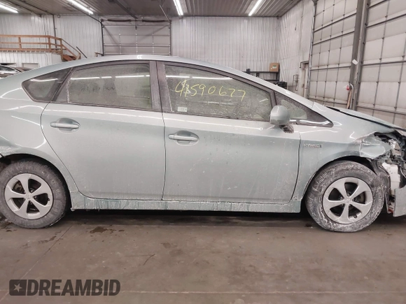 2014 Toyota Prius Four with VIN JTDKN3DU5E1782404, listed as a IAAI auction lot 41590677 with 89,465 mi miles. Bid and sale history available at carsss.com. Image 14.